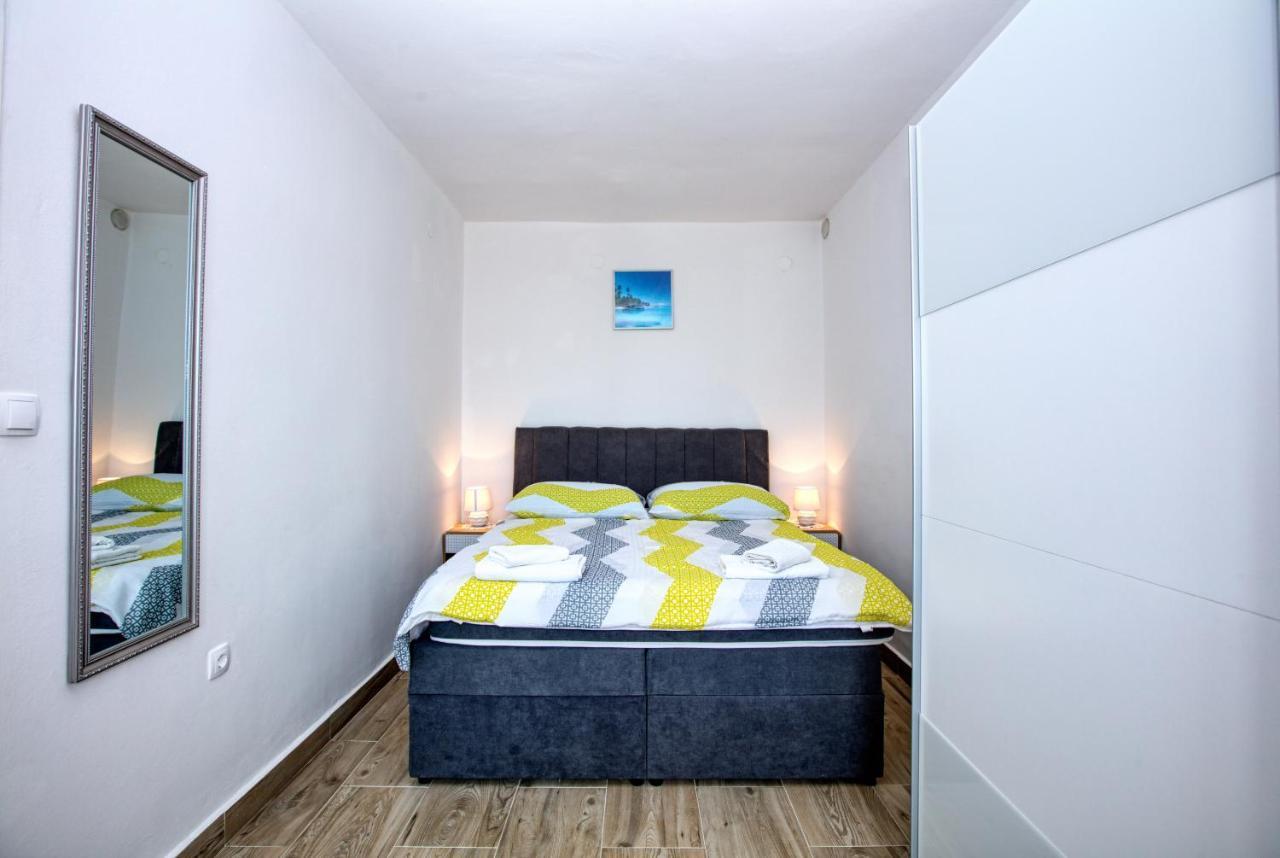Apartment Tisno 5130C Exterior foto